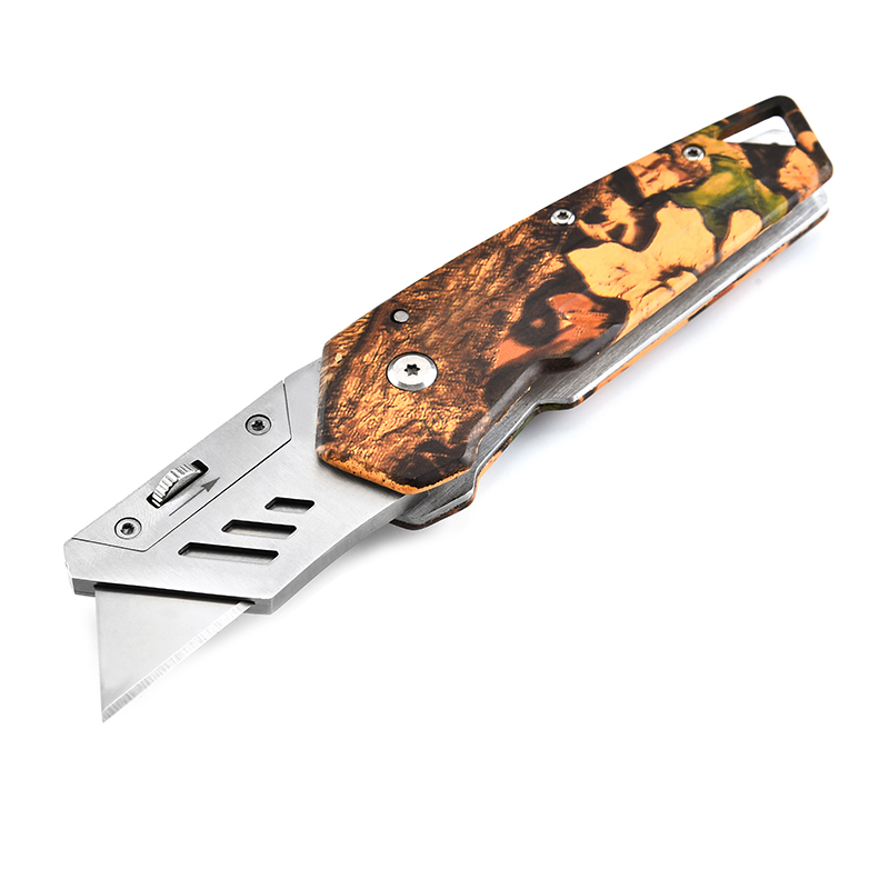 Camo Handle Box Cutter