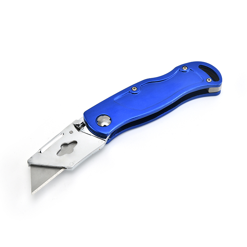 Locking Safety Utility Knife